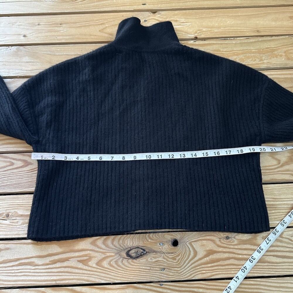 Reformation Frida Button Front Crop Cardigan Swea… - image 8